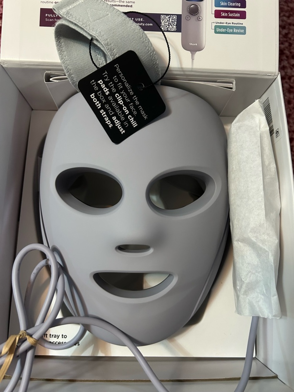 NWT— Shark Cryoglow LED Light Therapy Facial Mask for Women - Light Gray